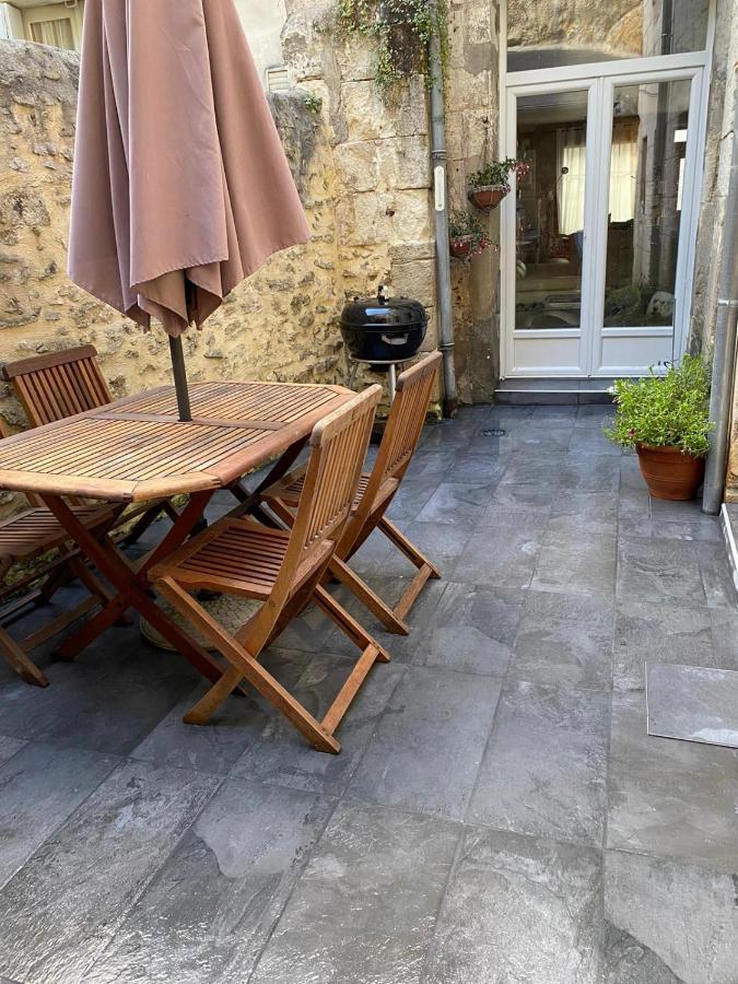 La Maison Des Remparts - Gite 3 Etoiles Pour 8 Pers A Loches Eksteriør bilde
